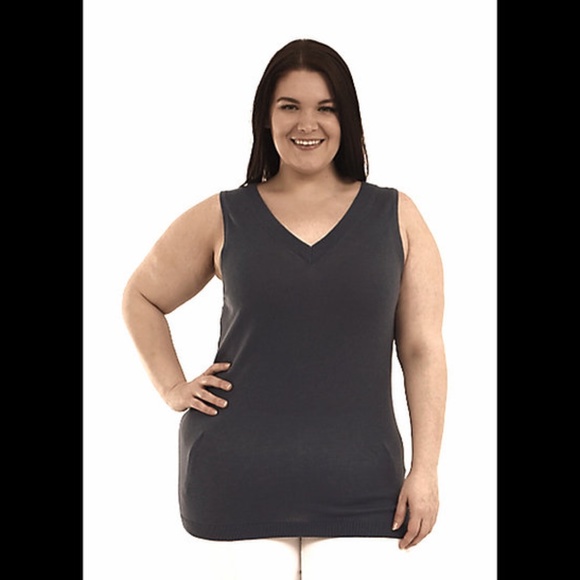 🌟 Full Figure Knit Shell Tank Top - Picture 1 of 5